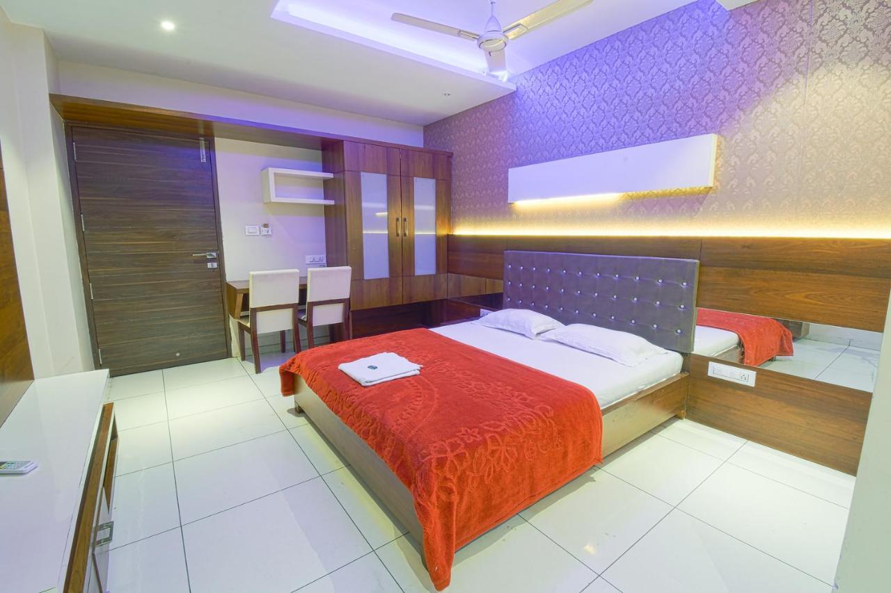 Hotel Ravikiran Kolhapur Εξωτερικό φωτογραφία